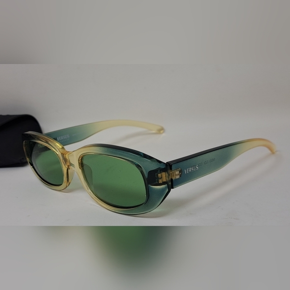 Versace Versus Sunglasses Mod EZ3 Vintage 90s NOS Green - Picture 8 of 13